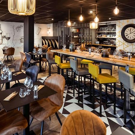Mercure Lyon Est Шапоне Екстериор снимка