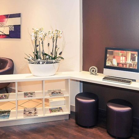 Mercure Lyon Est Шапоне Екстериор снимка