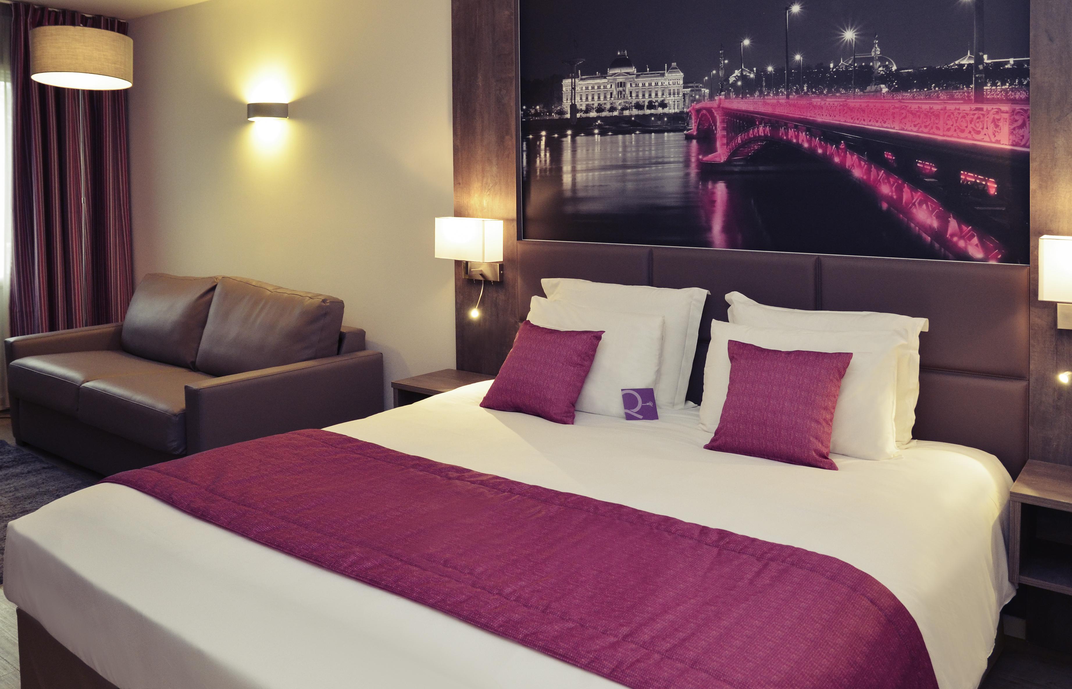 Mercure Lyon Est Шапоне Екстериор снимка