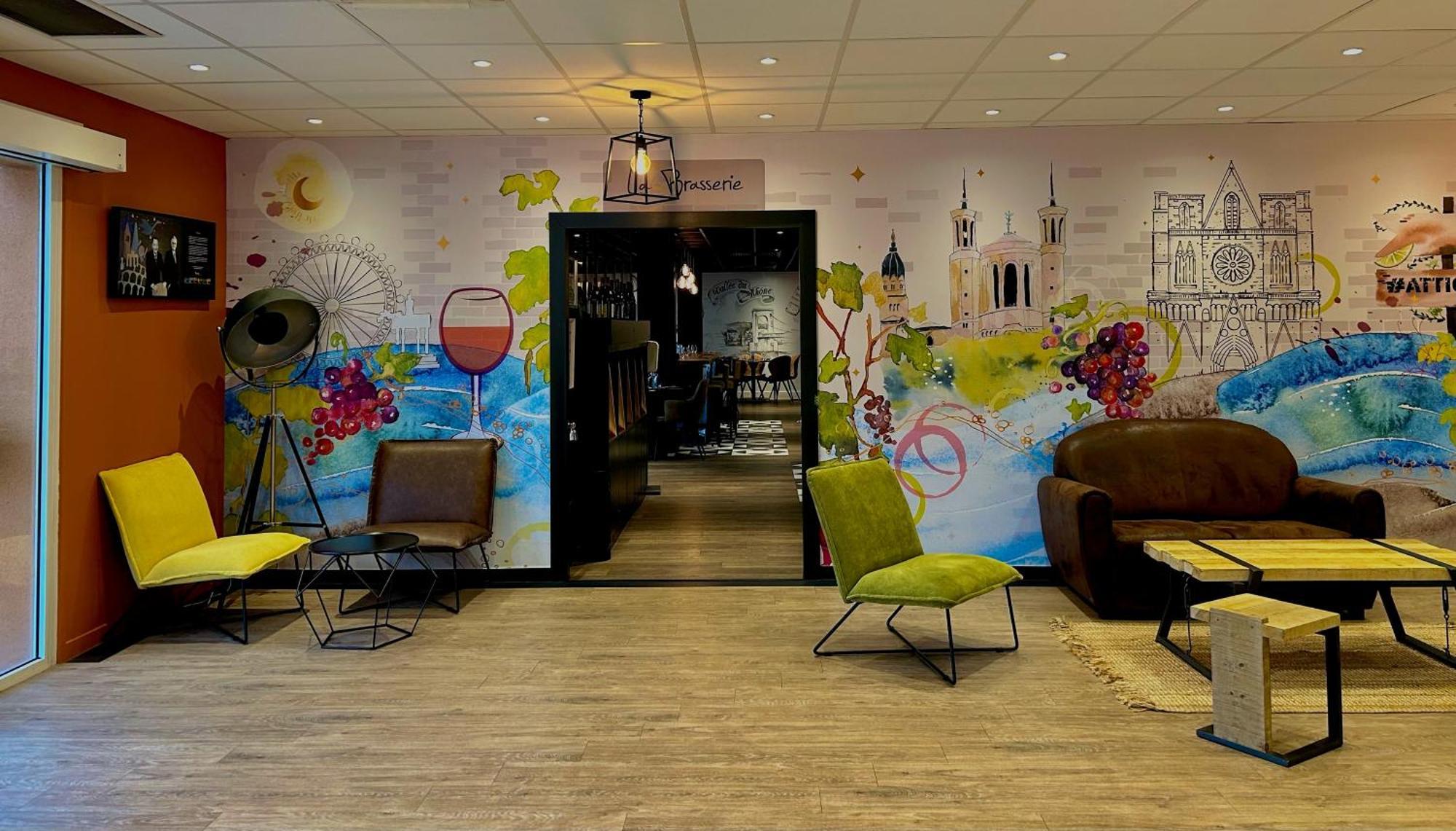 Mercure Lyon Est Шапоне Екстериор снимка