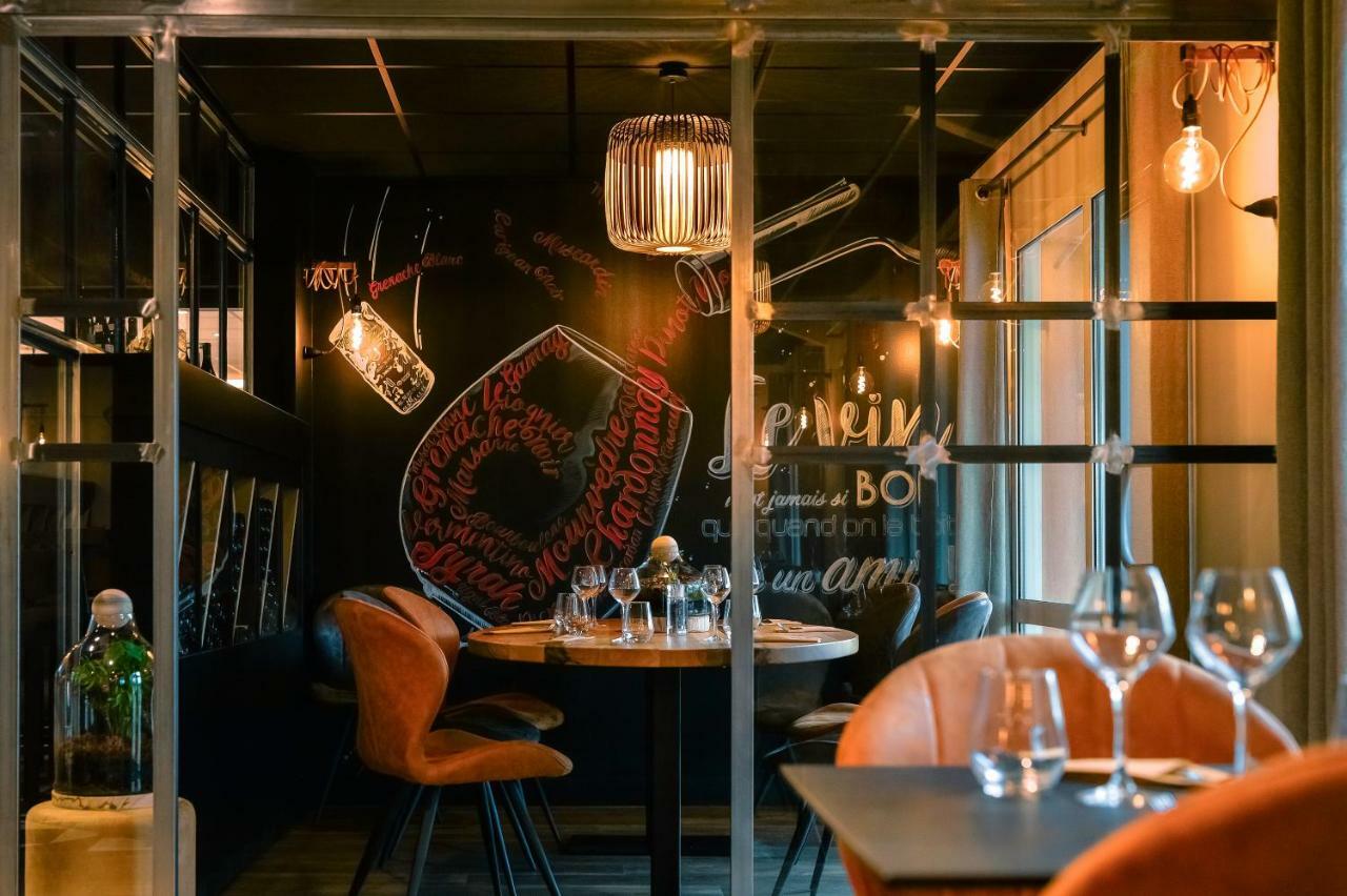 Mercure Lyon Est Шапоне Екстериор снимка
